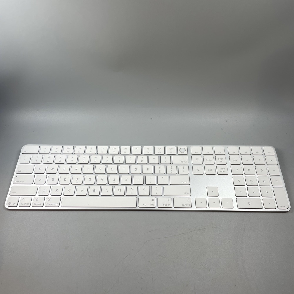 Apple Magic Keyboard with Touch ID and Numeric Keypad (USB-C)